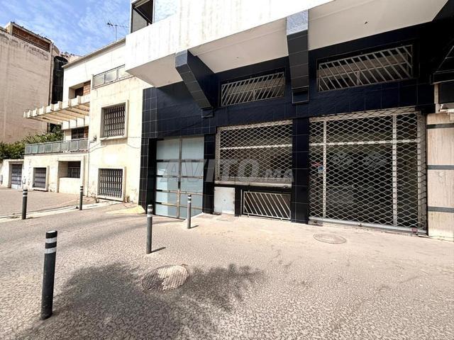 Local commercial vente à Anfa, Gharb-Chrarda-Beni Hssen