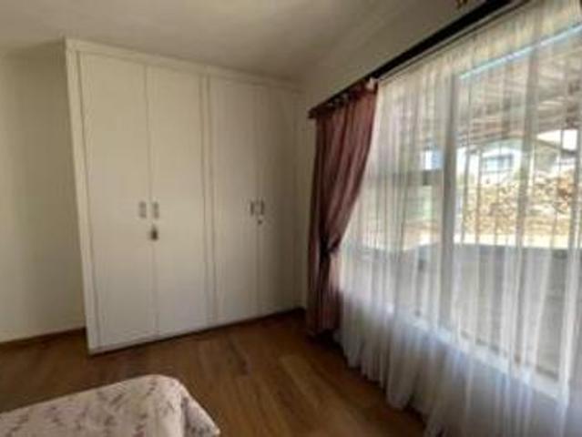 House for sale in Krugersdorp, Mogale City Local Municipality
