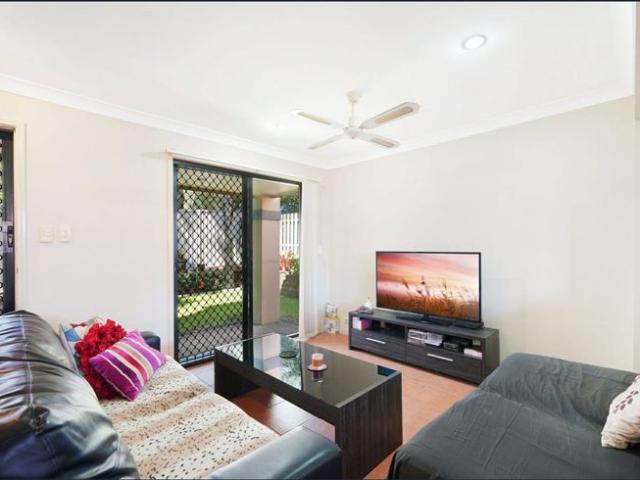 Townhouse for rent in Toombul, Queensland