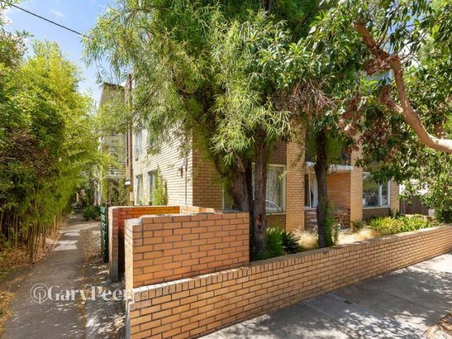 Flat for sale in Camerons Creek, Victoria