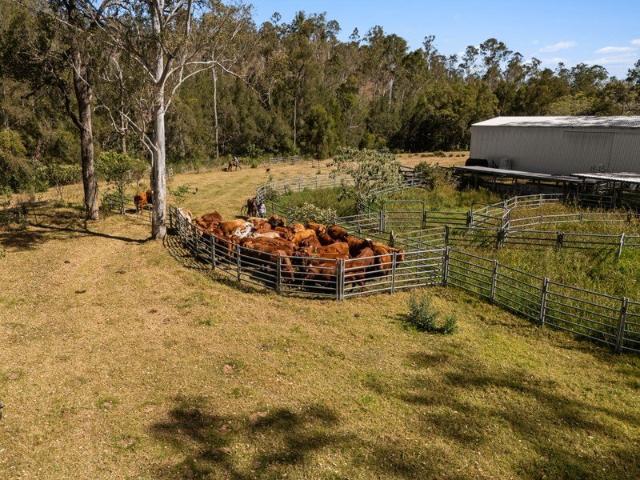 Cottage for sale in Wivenhoe Pocket, Queensland