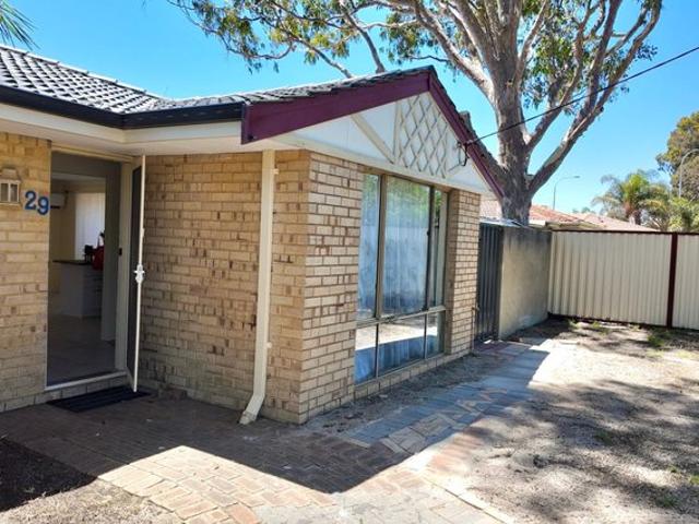 House for rent in Seville Grove, Western Australia