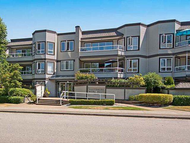 Condo for sale in Surrey, British Columbia