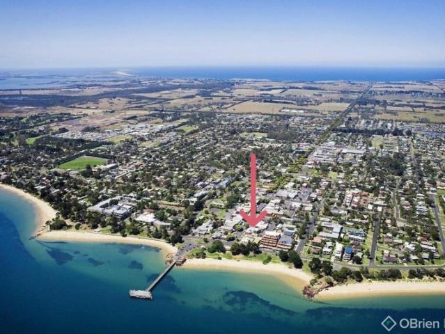 Retail for rent in Cowes, Victoria