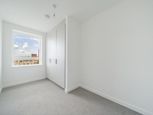 Apartment for rent in Gascoigne Estate, Greater London