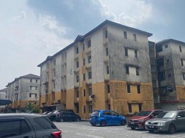 Flat for sale in Selayang, Selangor