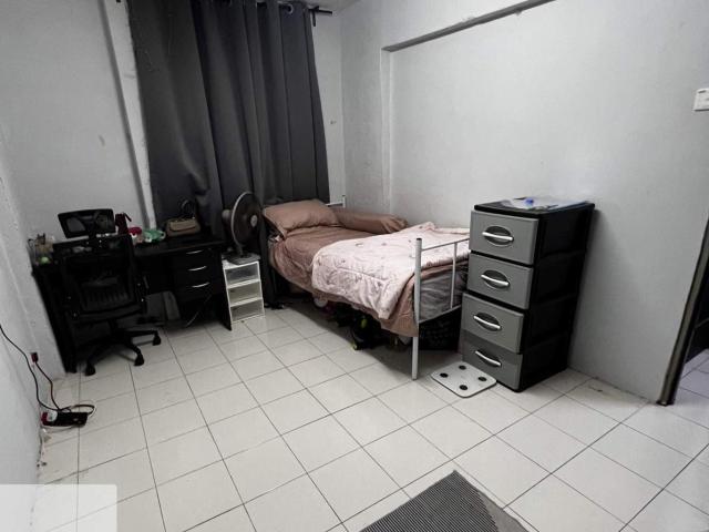Room for rent in Mukim 13, Georgetown