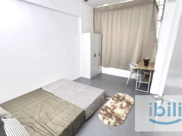 Room for rent in Mukim 13, Georgetown