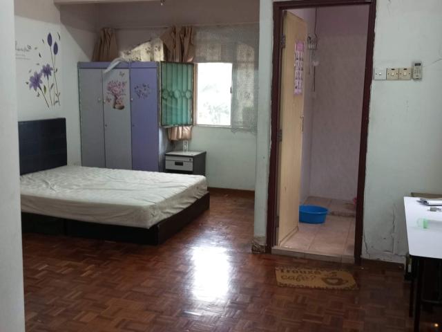 Room for rent in Country Heights Damansara, Kuala Lumpur