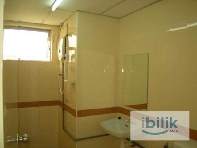 Room for rent in Country Heights Damansara, Kuala Lumpur