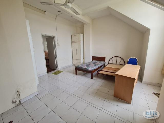 Room for rent in Kajang, Langat