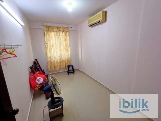 Room for rent in Gat Lebuh Macallum, George Town