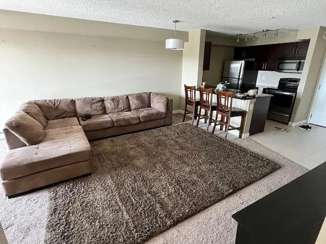 Room for rent in Kincora, Calgary