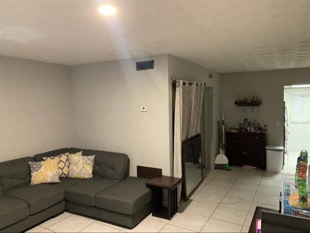 Room for rent in Florida