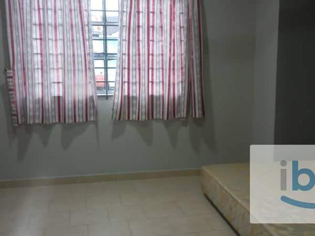 Room for rent in Malaka