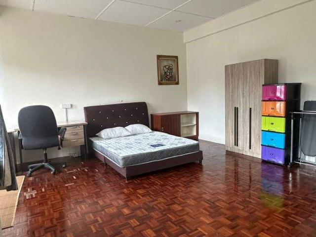 Room for rent in Kuching, Bahagian Kuching