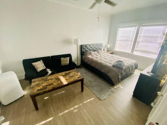Room for rent in Long Beach, California
