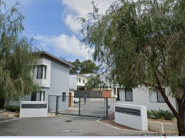 Townhouse for rent in Coolbellup, Western Australia