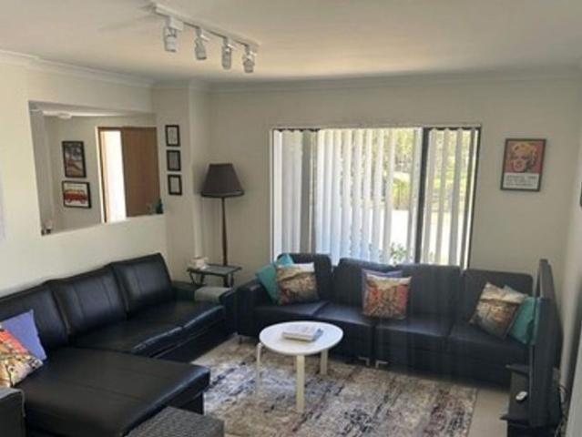 Townhouse for rent in Coolbellup, Western Australia