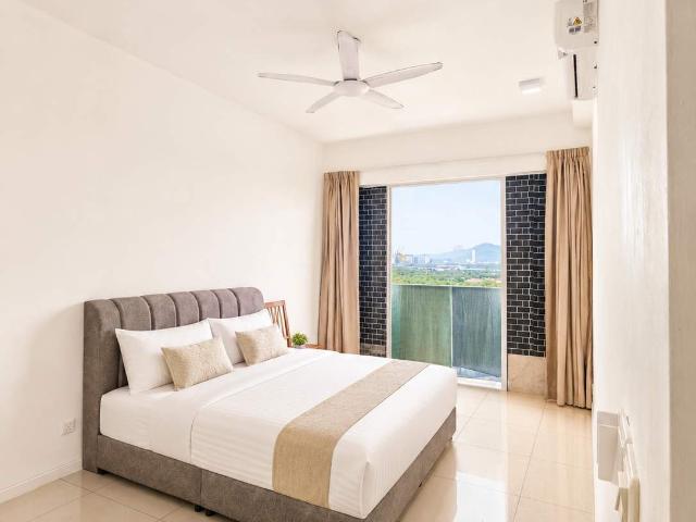 Room for rent in Petaling, Alam Impian
