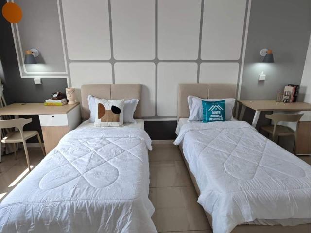 Room for rent in Petaling, Alam Impian