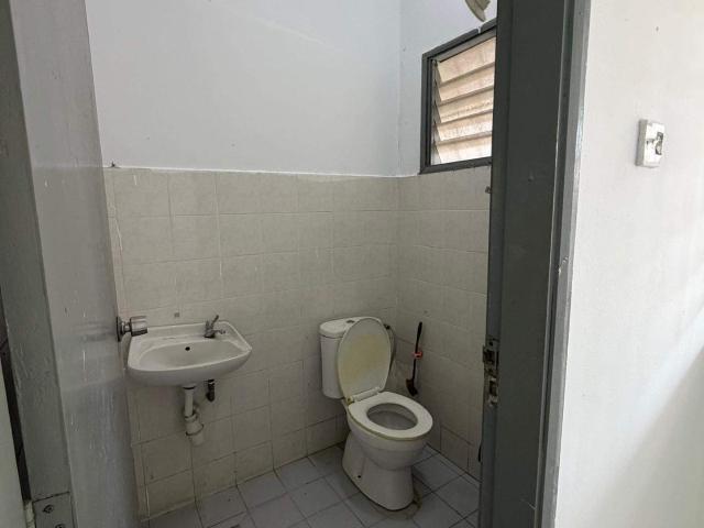 Room for rent in Tanjong Sepat, Selangor