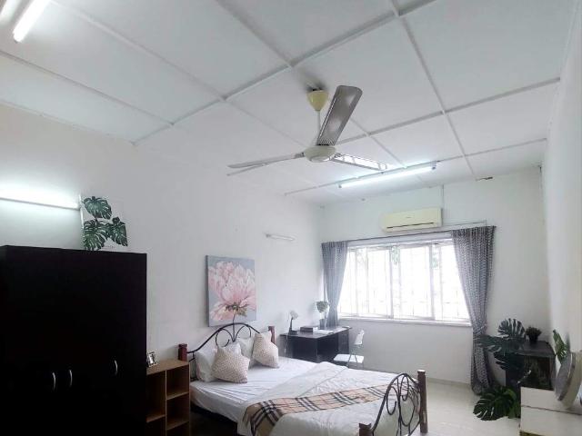 Room for rent in Petaling, Damansara Damai