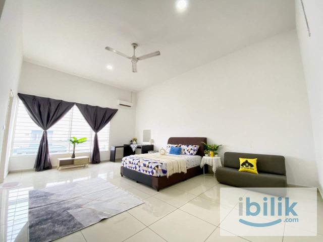 Room for rent in Sendayan Village, Negeri Sembilan