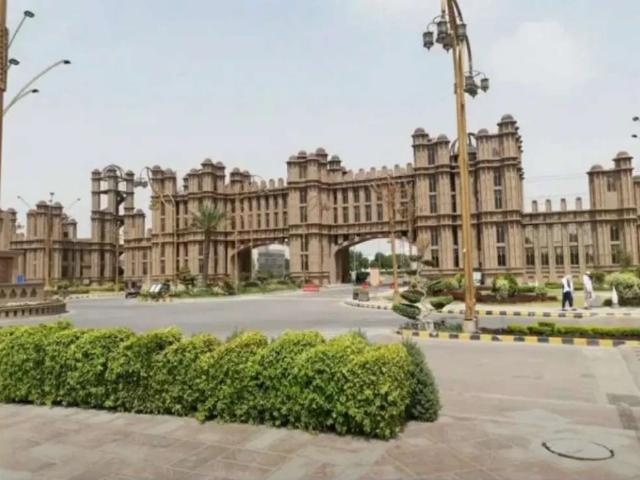 Land for sale in Gujranwala, Islamabad Capital Territory