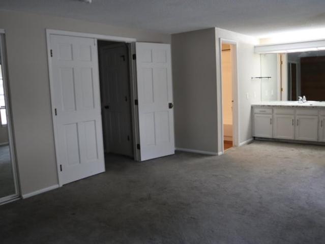 Room for rent in Arapahoe, Colorado