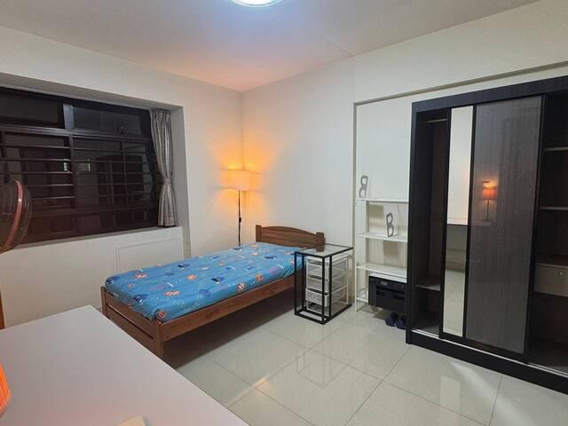 Room for rent