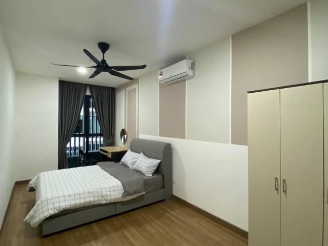 Room for rent in Petaling, Damansara Damai
