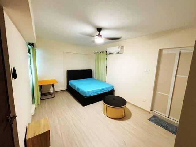 Room for rent