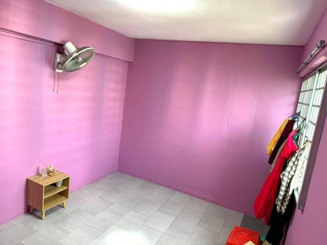 Room for rent
