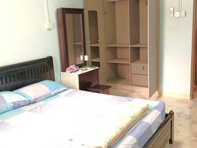 Room for rent in Ang Mo Kio