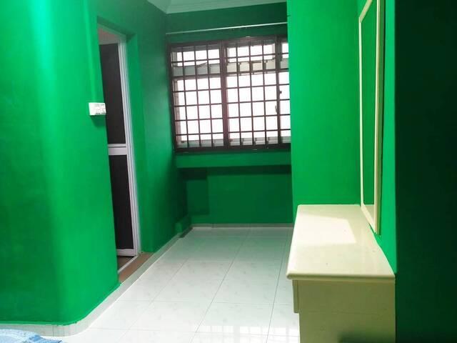 Room for rent
