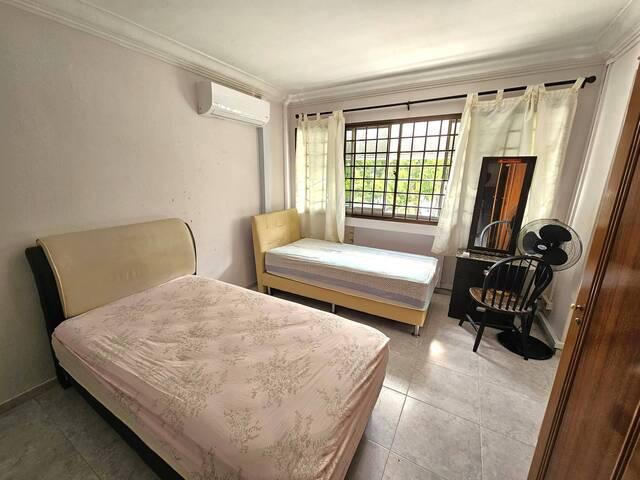 Room for rent