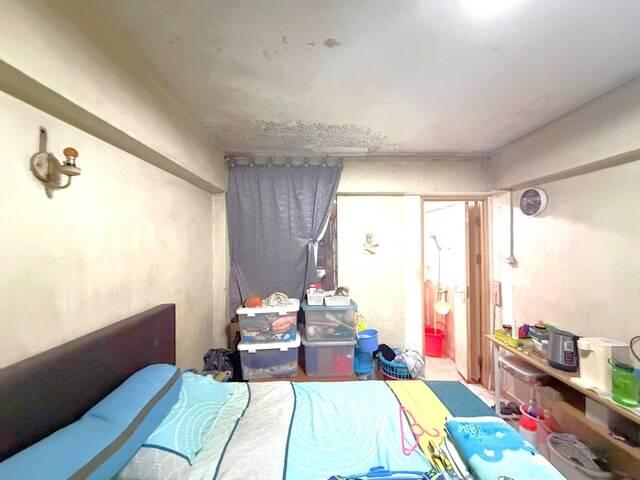 Room for rent in Chong Pang, Singapore