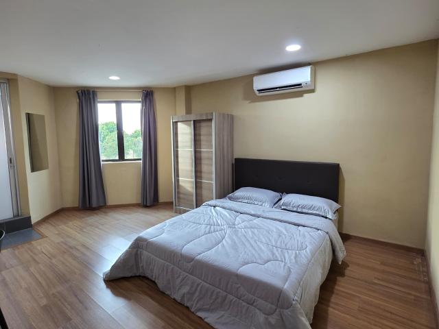 Room for rent in Malaka