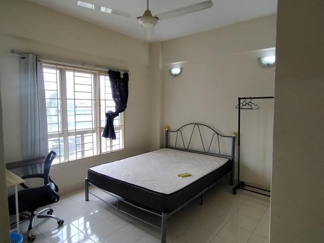 Room for rent in Petaling, Damansara Damai