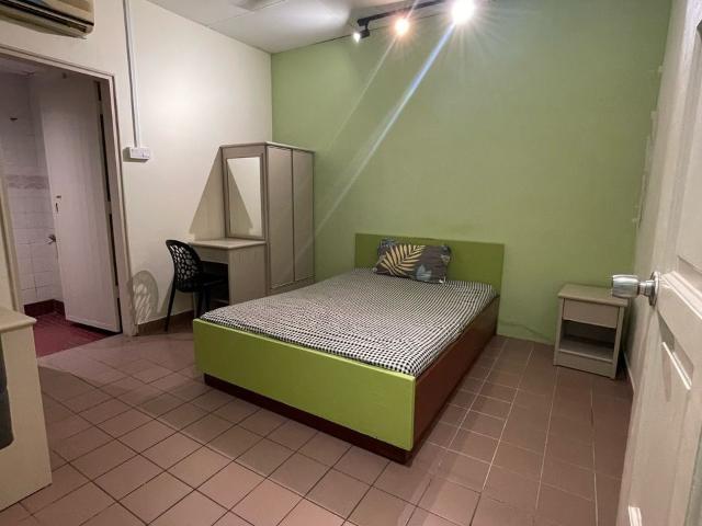 Room for rent in Country Heights Damansara, Kuala Lumpur