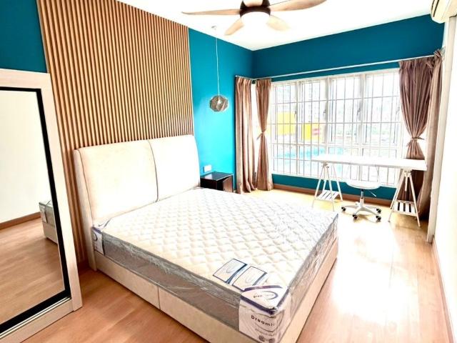 Room for rent in Country Heights Damansara, Kuala Lumpur