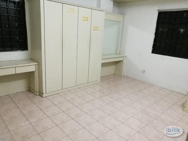 Room for rent in Kajang, Langat