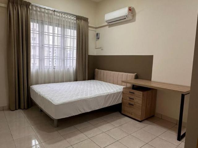 Room for rent in Petaling, Damansara Damai