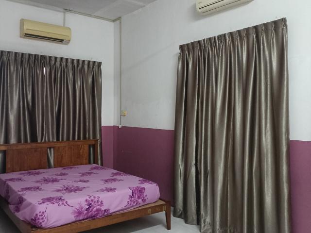 Room for rent in Muar, Johor