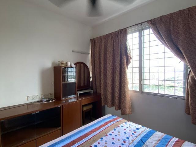 Room for rent in Mukim 13, Georgetown