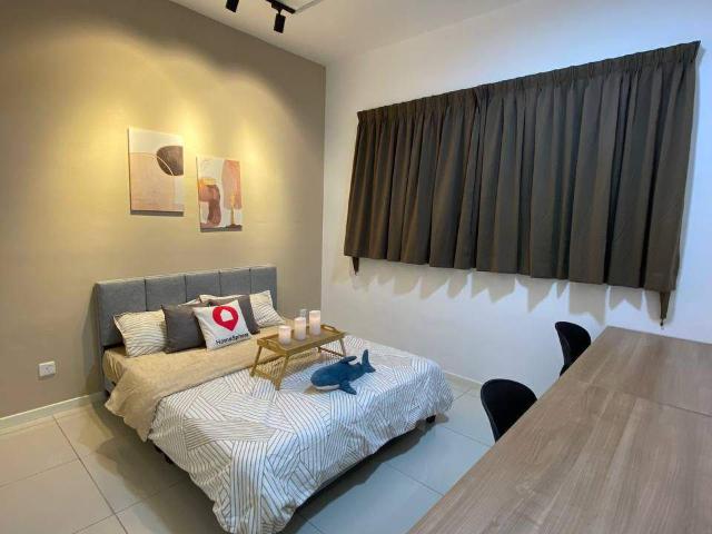 Room for rent in Petaling, Alam Impian