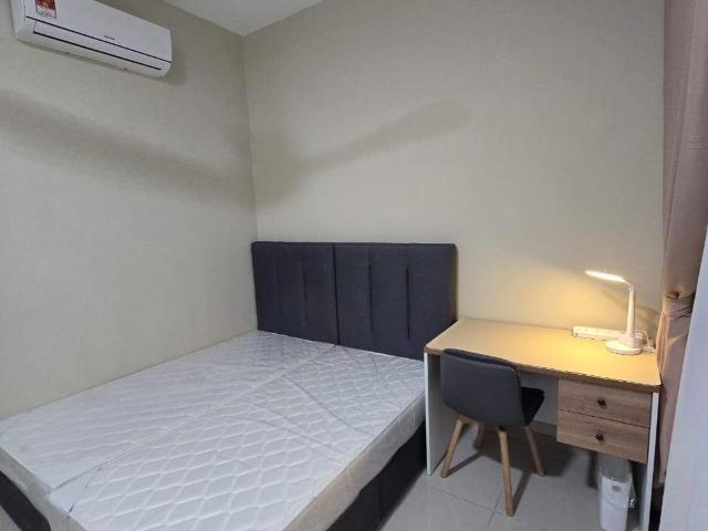 Room for rent in Petaling, Alam Impian