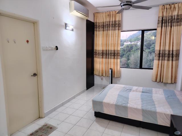 Room for rent in Mukim 13, Georgetown