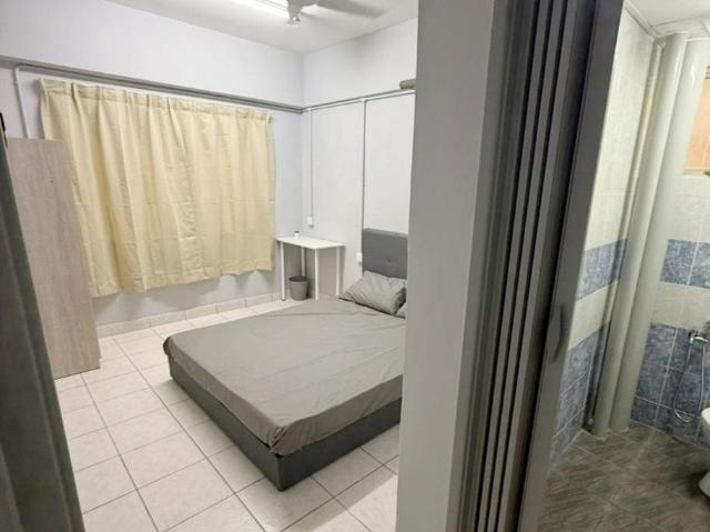 Room for rent in Petaling, Damansara Damai